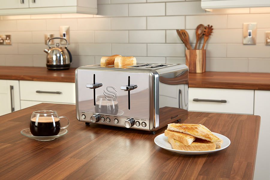 Classic Polished Stainless Steel Cordless Kettle & 4 Slice Toaster