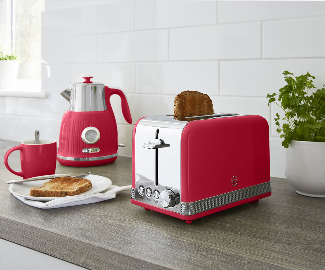Retro Red 2 Slice Toaster