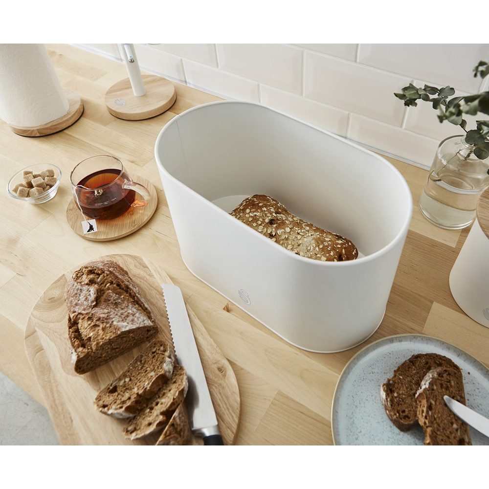 Nordic White Bread Bin with cutting board