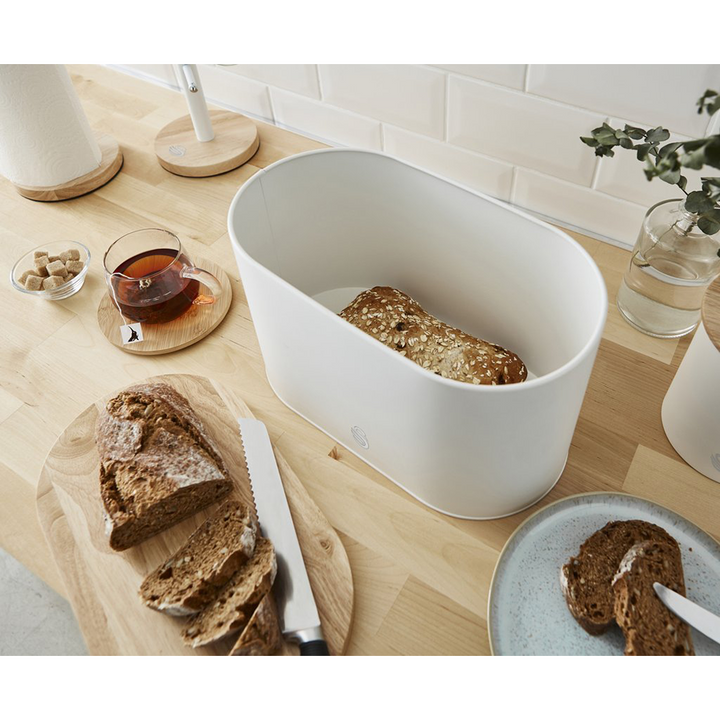 Nordic White Bread Bin with cutting board